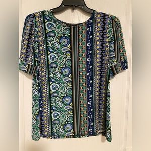 Large top, Liz Claiborne, like new condition
